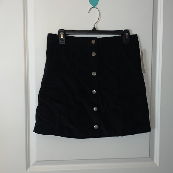 black corduroy button up skirt 🖤 - Picture 1 of 5